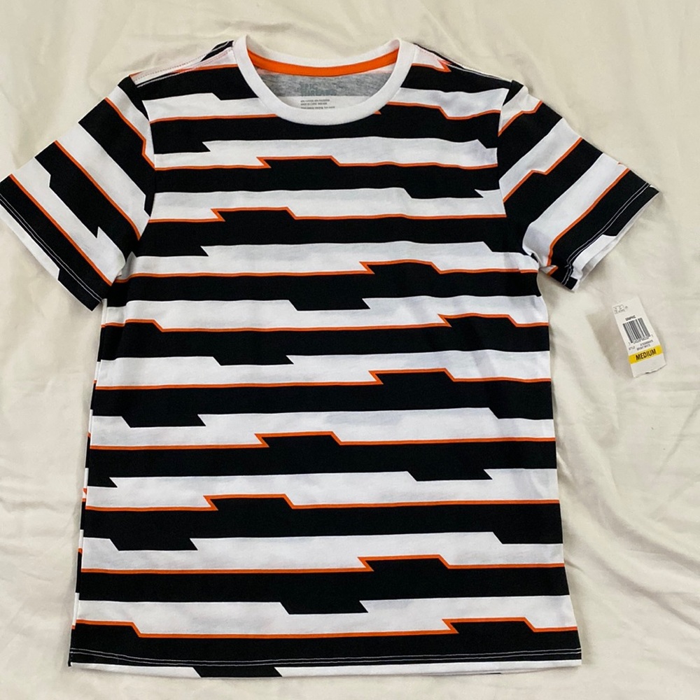 Epic Threads Shirt, size M